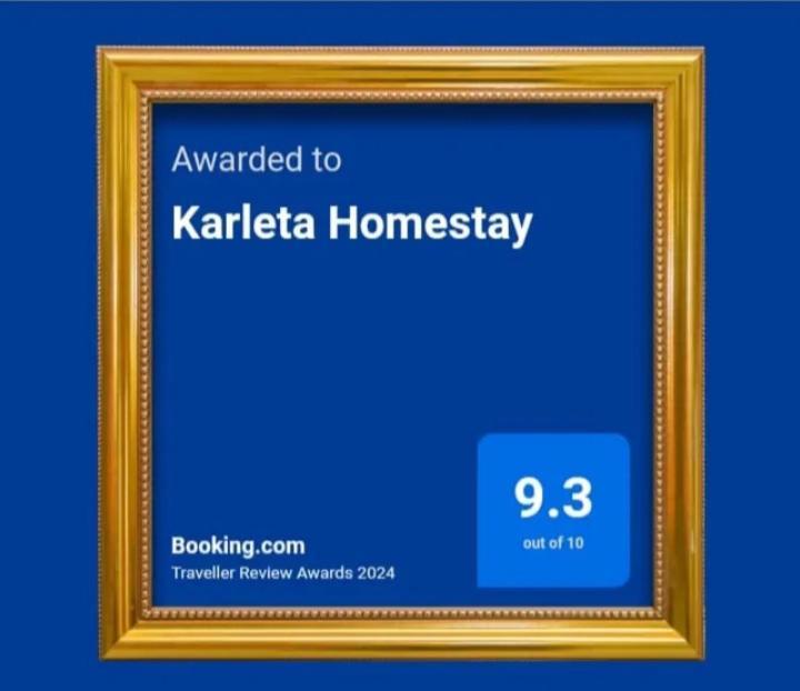 Karleta Homestay Ruteng Exterior foto